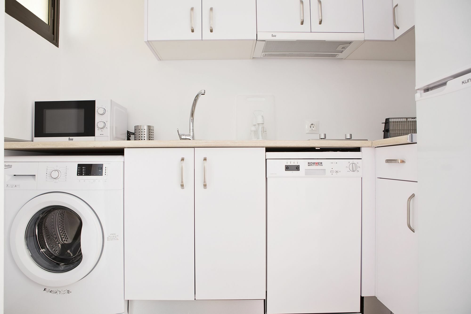 Sunhome Marbella Estudio Luaran gambar